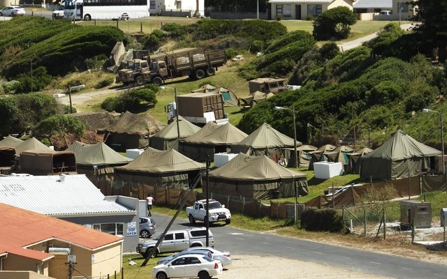 Gansbaai Weermag ontplooi 2